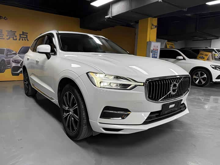 Volvo XC60 T5 полный привод люкс — фото 3