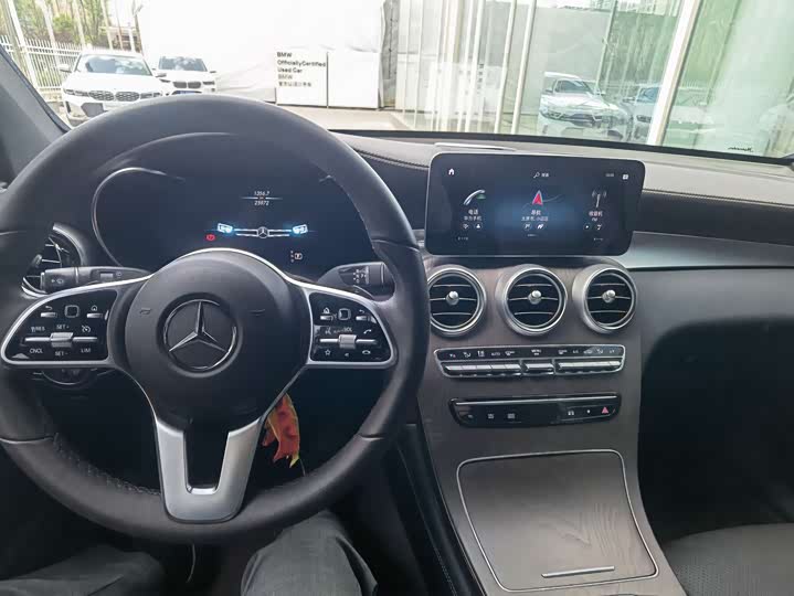 Mercedes-Benz GLC 2021 GLC 260 L 4 MATIC Luxury — фото 10