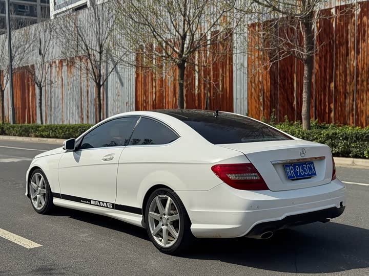 Mercedes-Benz C-Class 2013 C 180 — фото 14