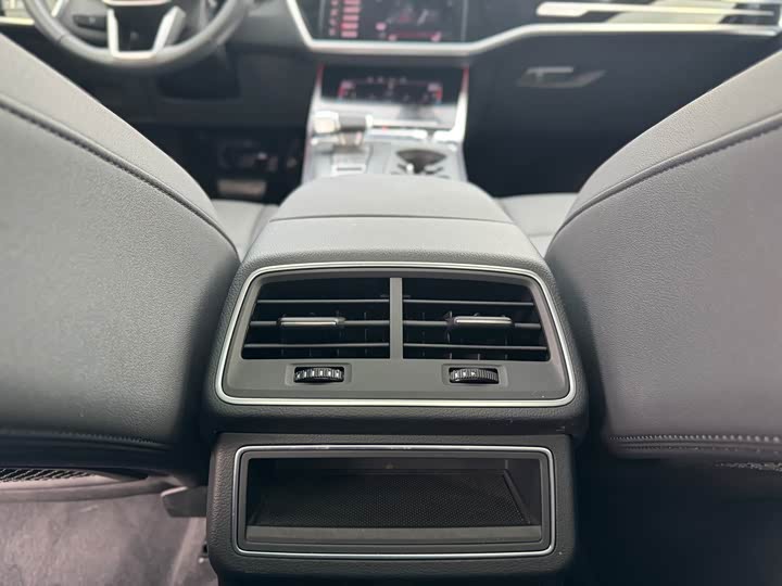 Audi A6 2022 allroad quattro 55 TFSI — фото 16