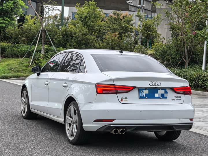 Audi A3 2019 Limousine 35 TFSI VI — фото 4