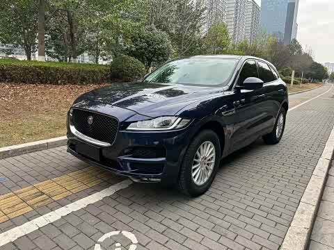 Jaguar F-PACE 2018 2.0 T 4 WD — фото 9