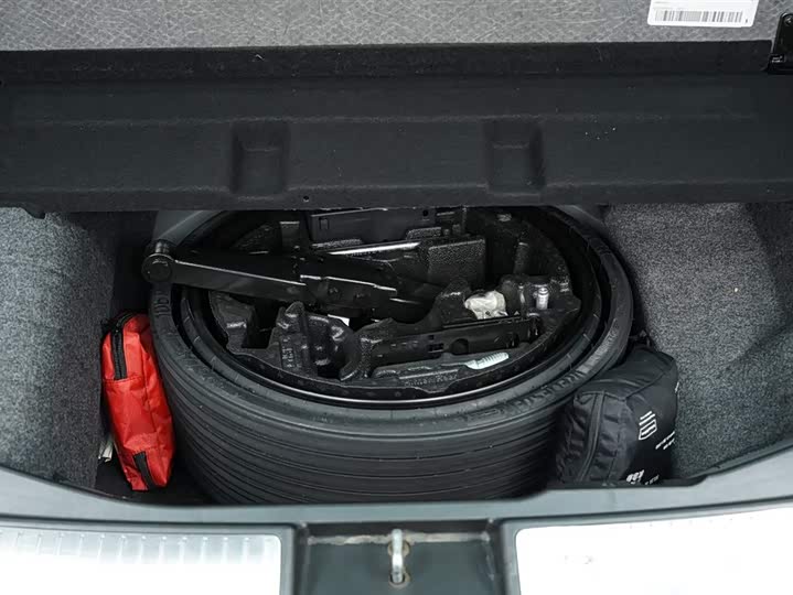 Mercedes-Benz R-Class 2014 R 320 4 MATIC Luxury — фото 23