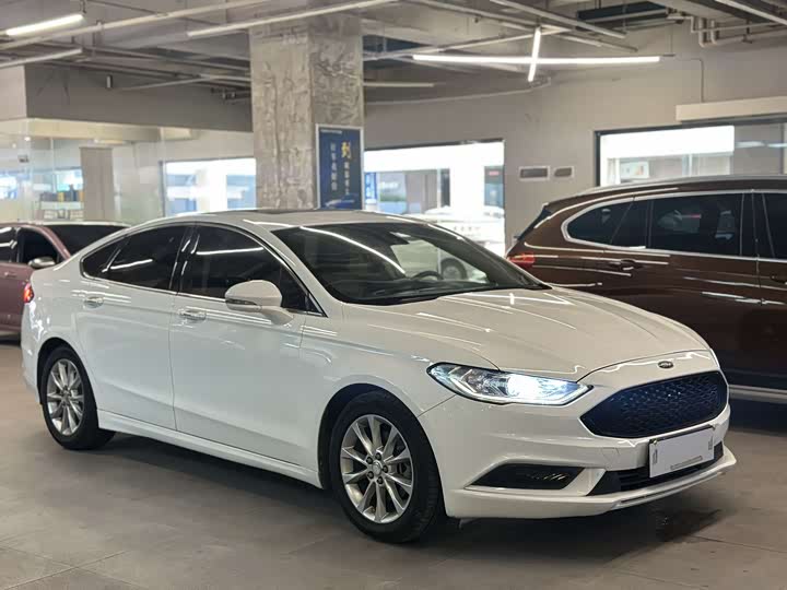 Ford Mondeo — фото 3