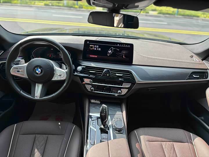 BMW 5-Series 2023 530 Li Leading M — фото 5
