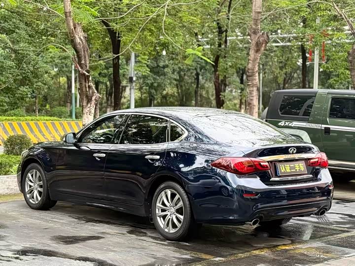 Infiniti Q70 2019 Q 70 L 2.0 T — фото 7