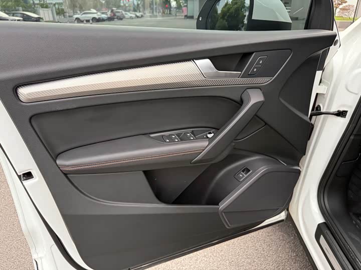 Audi Q 5 L 2018 45 TFSI V — фото 9