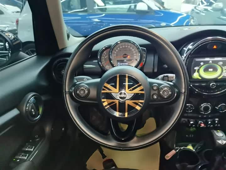 MINI Hatch — фото 11