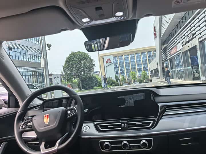 Hongqi HS5 2023 2.0 T Pro — фото 9
