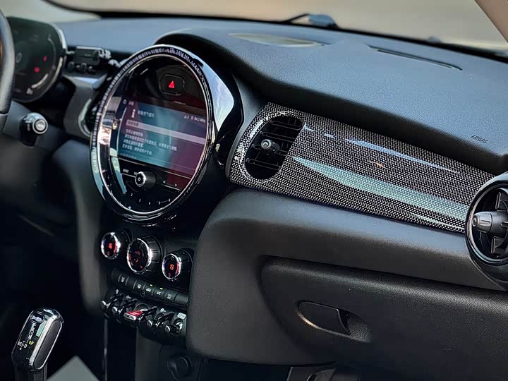 MINI Hatch — фото 10