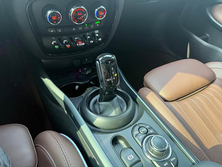 MINI Clubman — фото 18