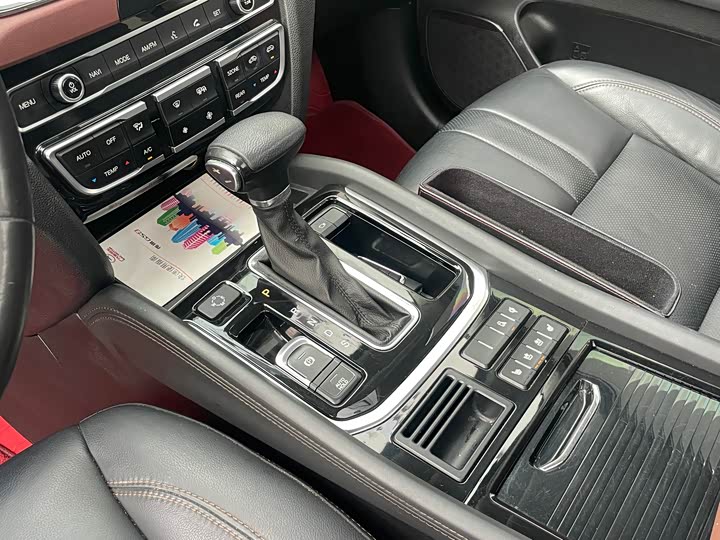 Trumpchi GS8 2017 320 T 2 WD ( ) — фото 7