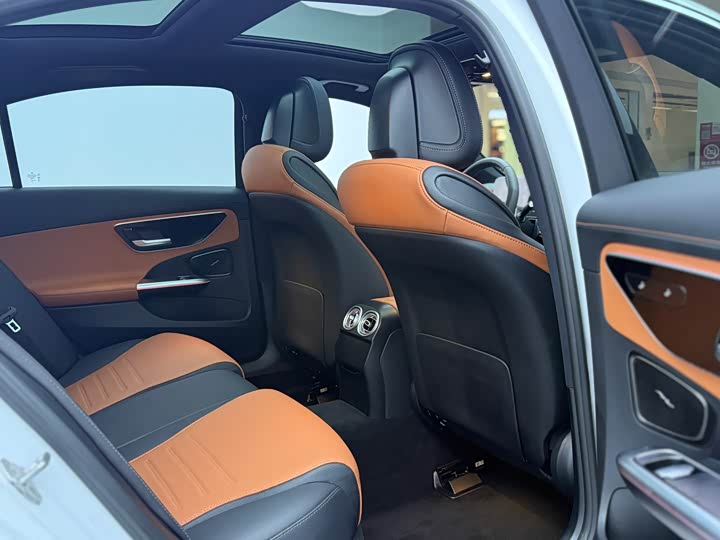 Mercedes-Benz C-Class 2023 C 260 L — фото 16