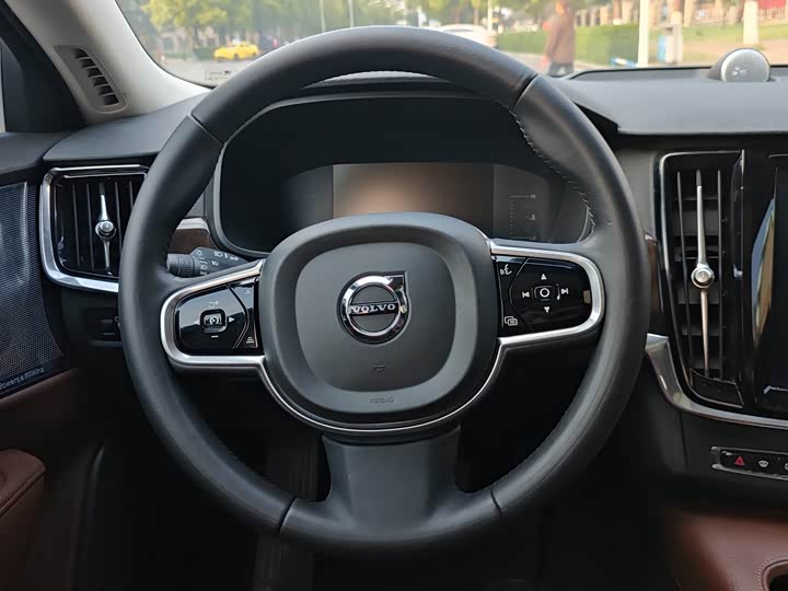 Volvo S90 2018 T 4 — фото 16