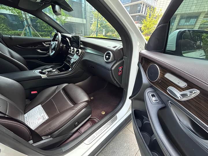 Mercedes-Benz GLC 260 4MATIC динамик — фото 19