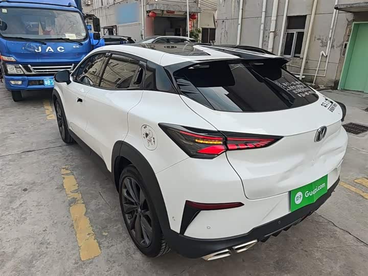 Changan UNI-T 2020 1.5 T Flagship — фото 5