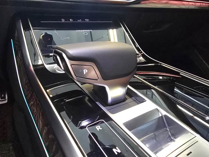Audi Q8 2019 45 TFSI — фото 16