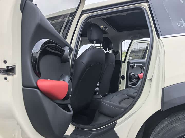 MINI Hatch — фото 10