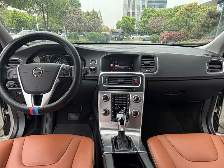 Volvo S60 2019 S 60 L T 3 — фото 15