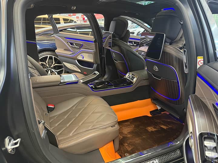 Maybach S-Class 2022 S 680 4 MATIC — фото 15