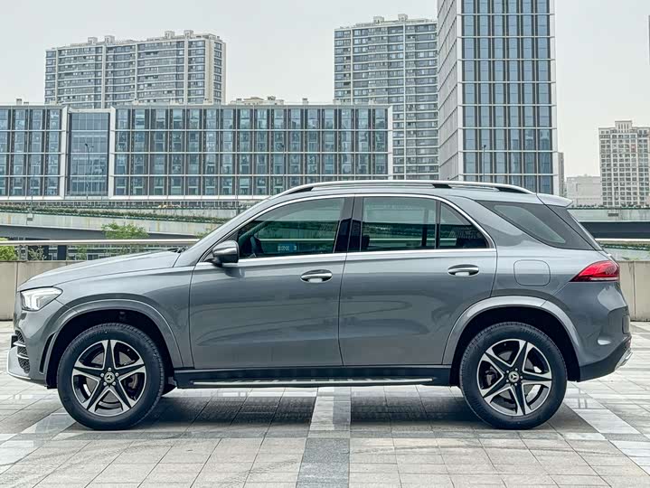 Mercedes-Benz GLE 2022 GLE 350 e 4 MATIC — фото 3