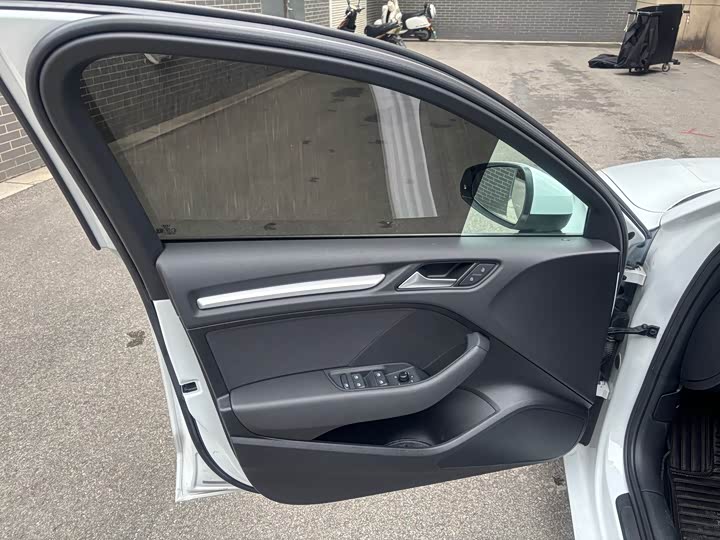 Audi A3 2020 Limousine 35 TFSI VI — фото 12