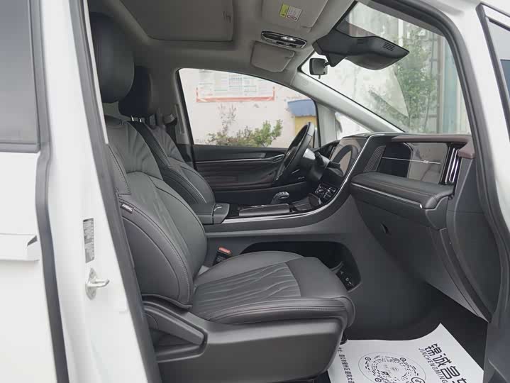 Trumpchi M8 2024 400 T — фото 10