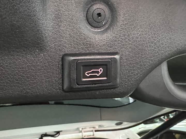 Kia Sorento — фото 9
