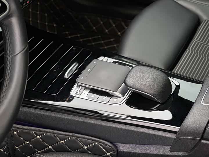 Mercedes-Benz A-Class — фото 16