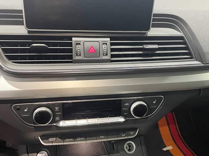 Audi Q5L 2020 40 TFSI — фото 10