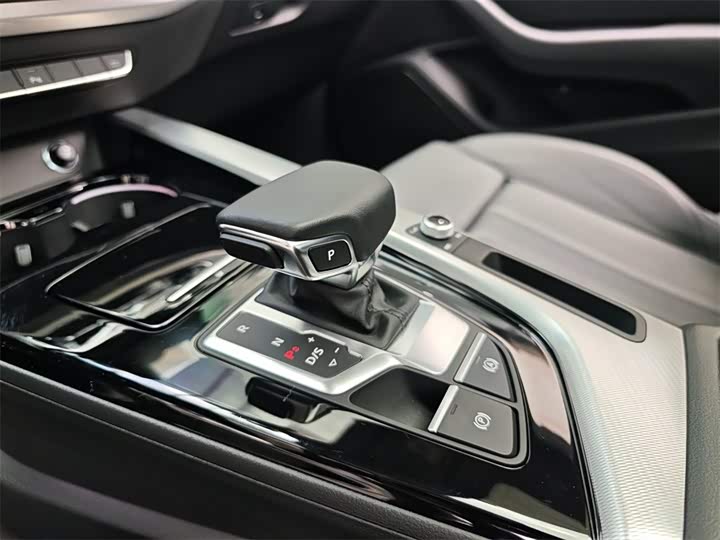 Audi A5 2024 Coupe 40 TFSI — фото 13