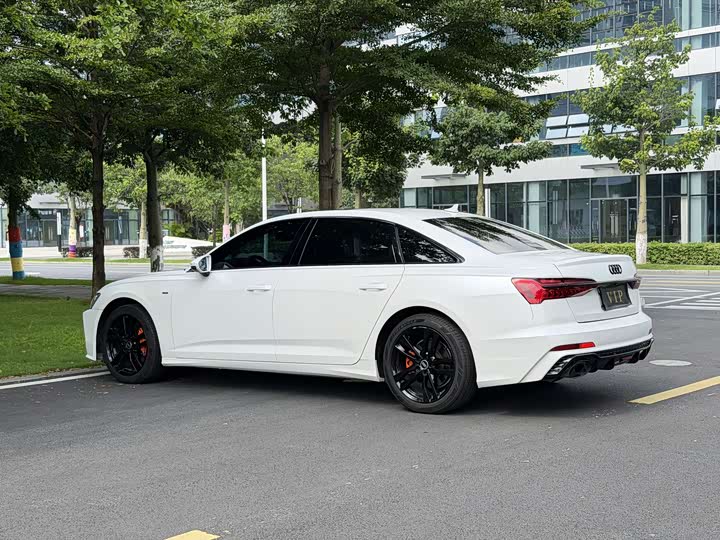 Audi A6L 40 TFSI люкс-динамик — фото 9