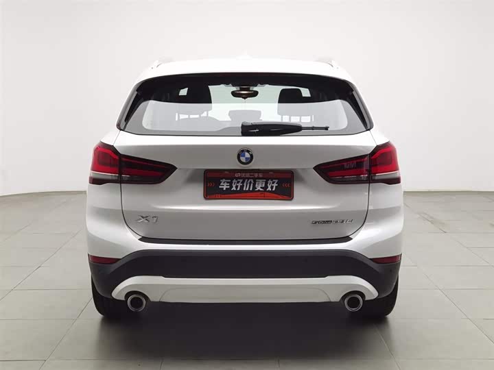 BMW X1 2022 s Drive 25 Li Leading — фото 4