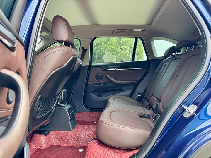 BMW X1 2020 x Drive 25 Li — фото 6