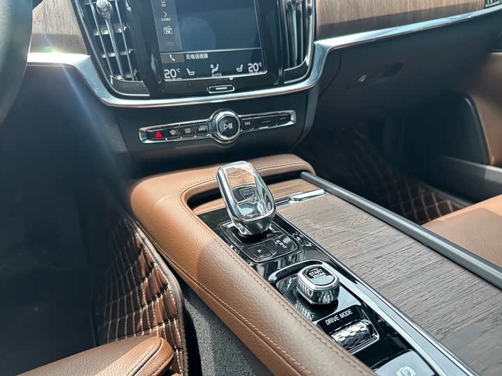 Volvo S90 2021 B 5 — фото 10