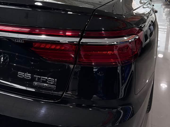 Audi A8 2019 Plus A 8 L 55 TFSI quattro Luxury — фото 4
