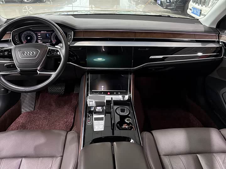 Audi A8 2019 Plus A 8 L 55 TFSI quattro Luxury — фото 9