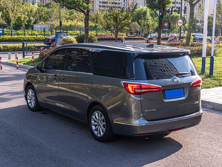 Buick GL8 ES 28T комфорт V — фото 4
