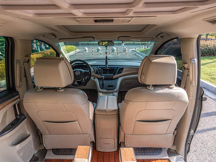 Buick GL8 ES 28T комфорт V — фото 11