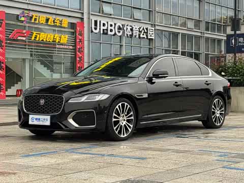 Jaguar XFL 2024 2.0 T P 250 2 WD — фото 22