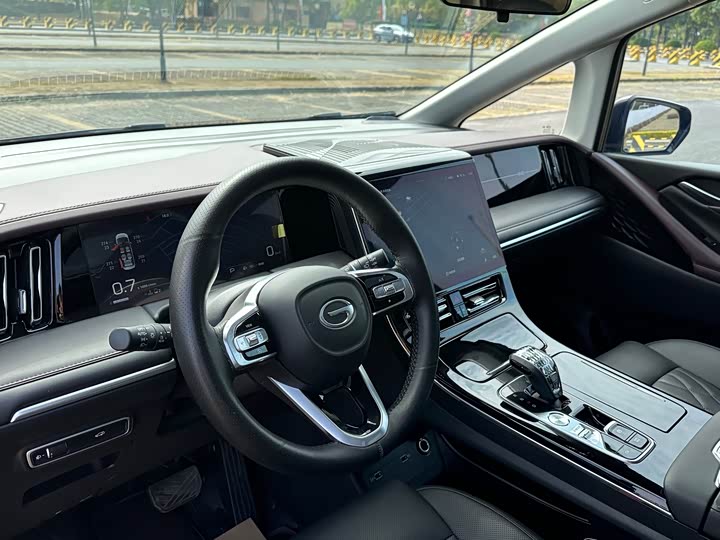 Trumpchi M8 2024 400 T — фото 19