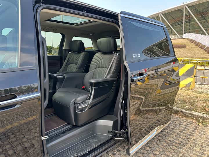 Trumpchi M8 2024 400 T — фото 20
