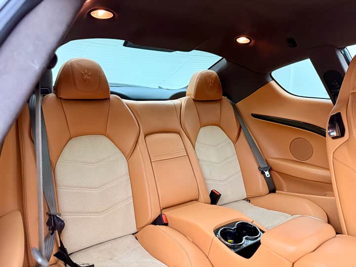 Maserati Gran 2015 4.7 L MC — фото 20
