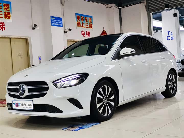 Mercedes-Benz B-Class 2021 B 200 — фото 1