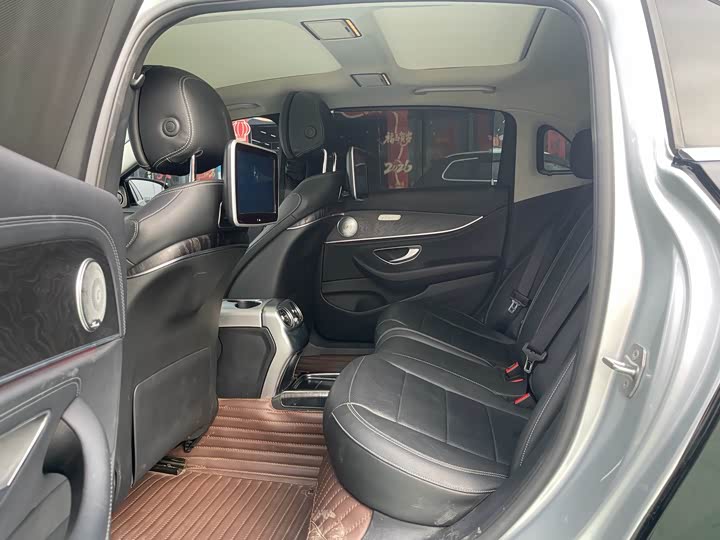 Mercedes-Benz E-Class 2017 E 300 L Luxury — фото 6