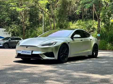 Tesla Model S 2023 Plaid — фото 9