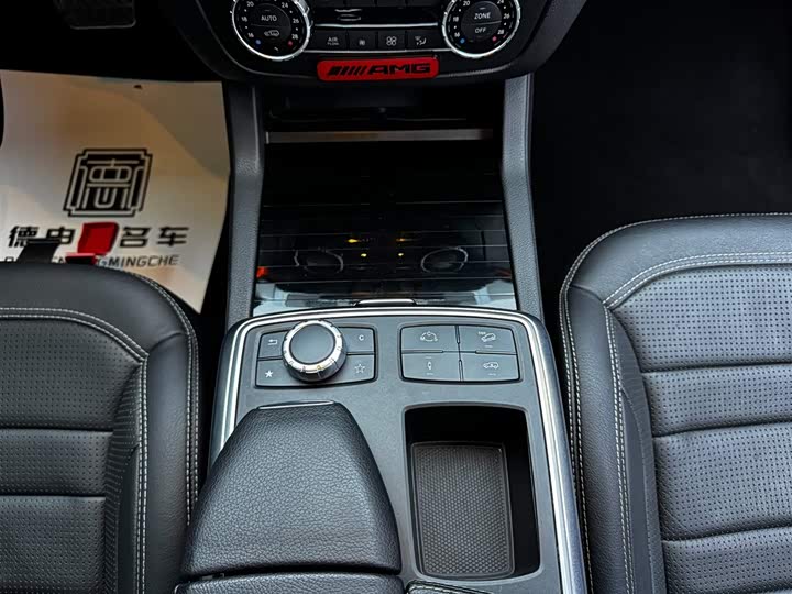 Mercedes-Benz M-Class 2015 AMG ML 63 — фото 15