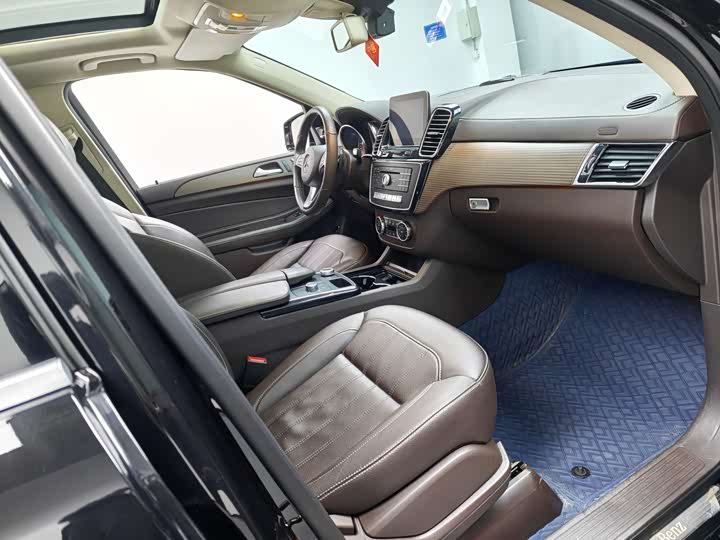 Mercedes-Benz GLE 2019 GLE 320 4 MATIC Luxury — фото 8