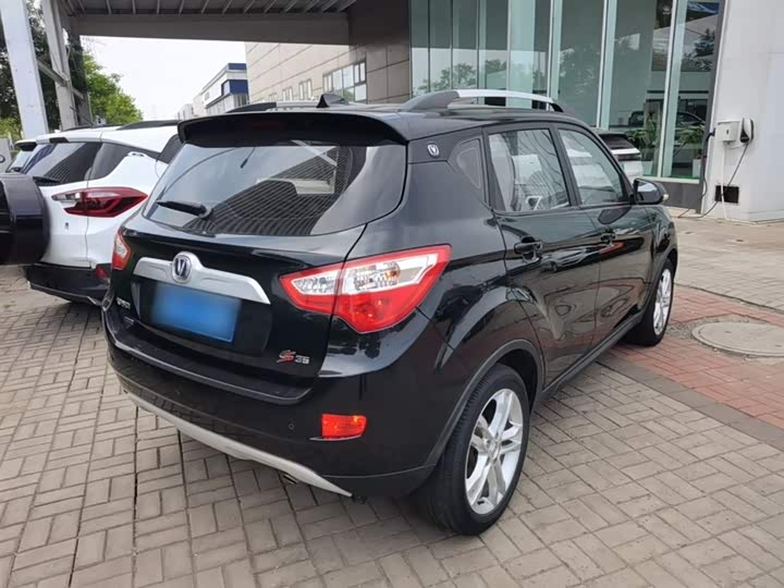 Changan CS35 2015 1.6 L MTLuxury V — фото 7