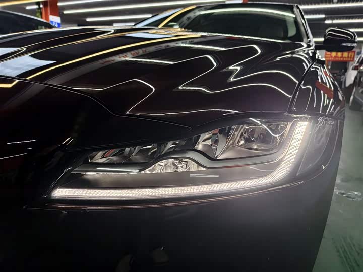 Jaguar XFL 2018 XFL 2.0 T 250 PS — фото 12